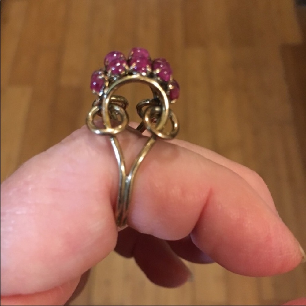 Antique gold ring.